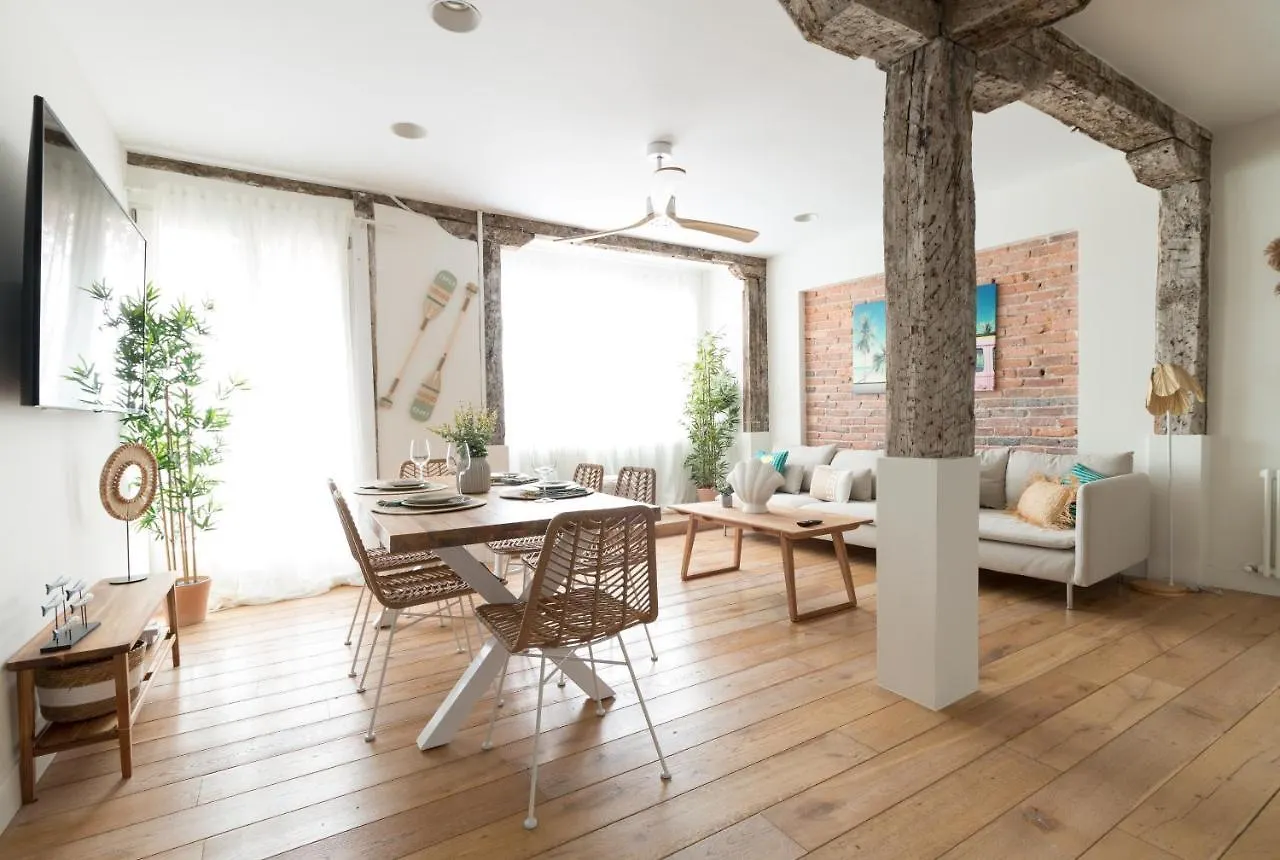 Salazar By Staynnapartments location